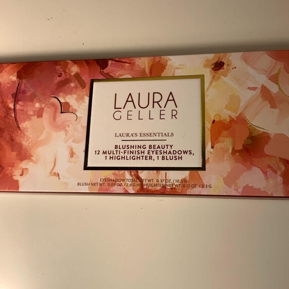 Laura Geller Blushing Beauty Palette - Multi-Color Shades - Picture 3 of 6